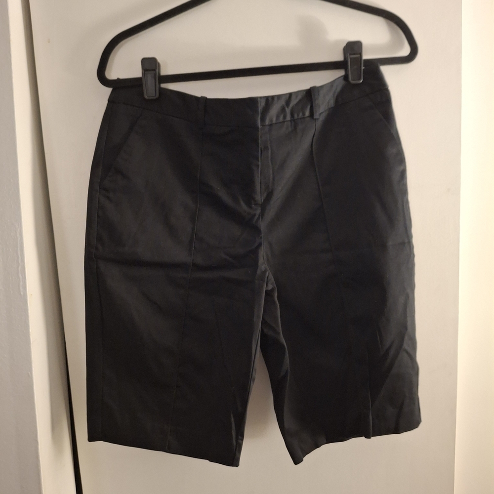 Worthington Women's Black Tailored Bermuda Shorts